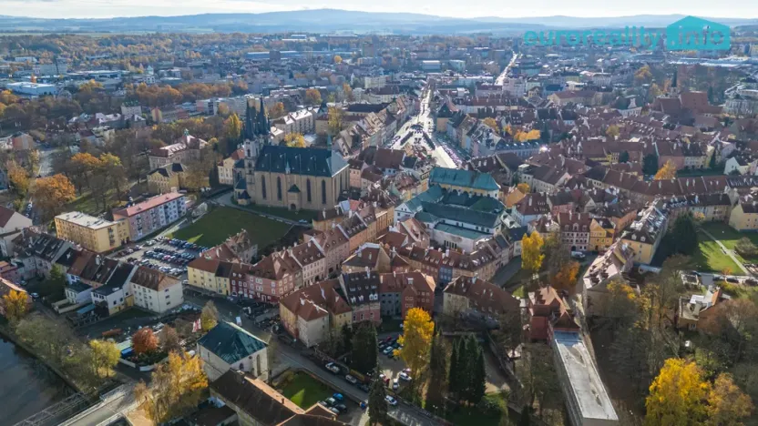 Prodej obchodního prostoru, Cheb, Cechovní, 100 m2