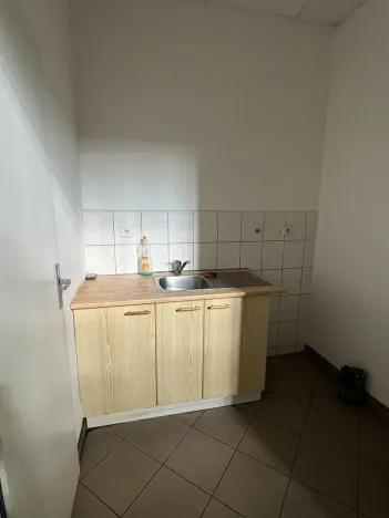 Pronájem kanceláře, Hradec Králové, Ječná, 42 m2