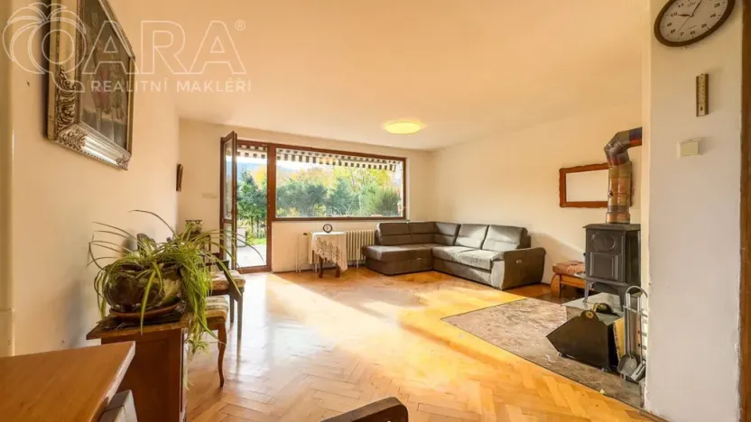 Prodej rodinného domu, Lety, Pražská, 167 m2