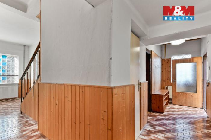 Prodej rodinného domu, Boseň, 200 m2