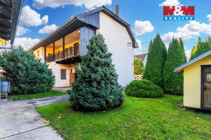 Prodej rodinného domu, Boseň, 200 m2