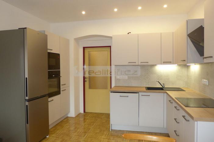 Prodej bytu 2+kk, Plzeň - Jižní Předměstí, Kollárova, 62 m2