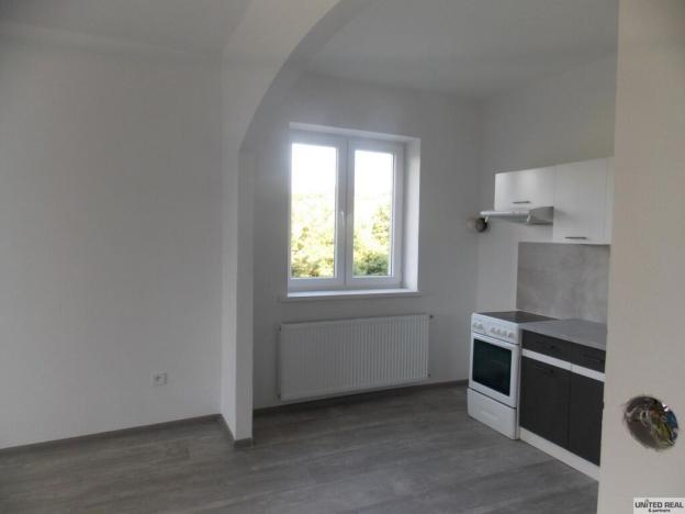 Pronájem bytu 2+kk, Pardubice - Popkovice, 68 m2