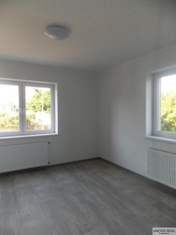 Pronájem bytu 2+kk, Pardubice - Popkovice, 68 m2