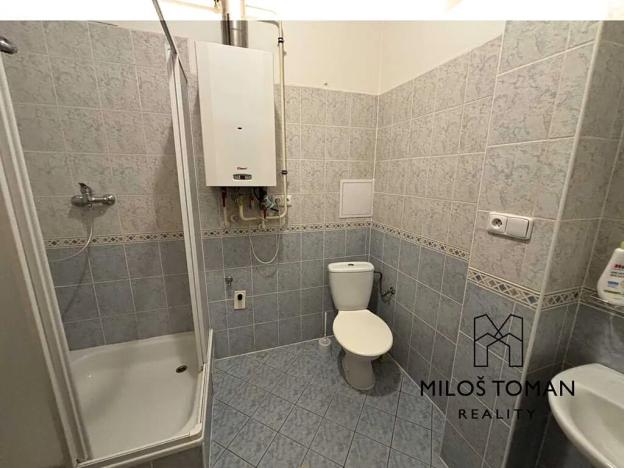 Pronájem bytu 1+kk, Klatovy, nám. Míru, 25 m2