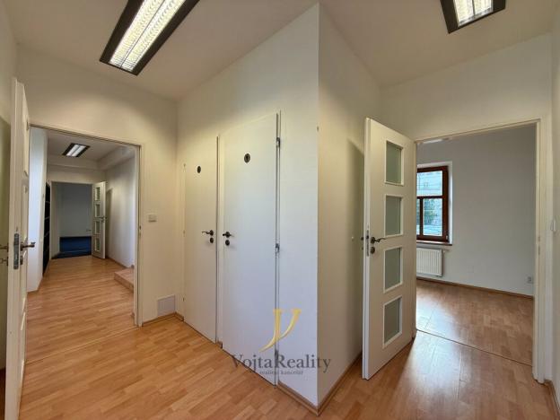 Pronájem kanceláře, Olomouc, Koželužská, 120 m2