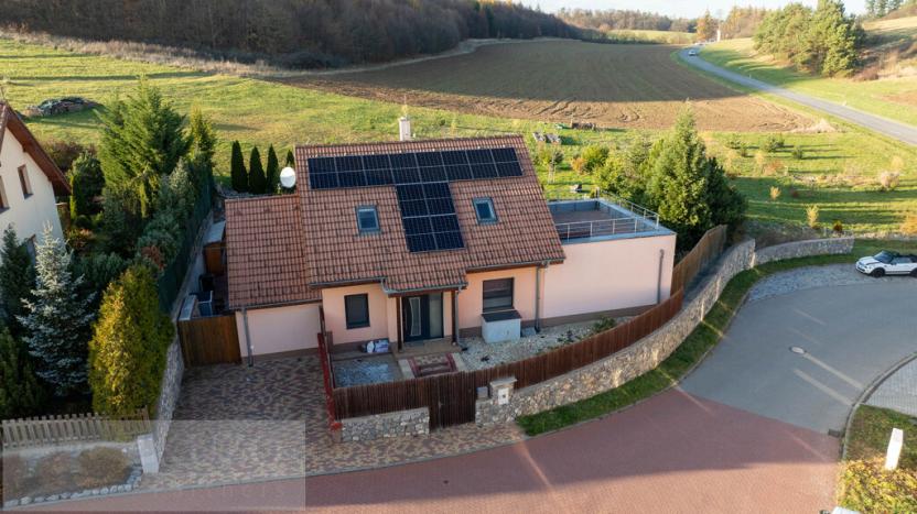 Prodej rodinného domu, Březina, 184 m2