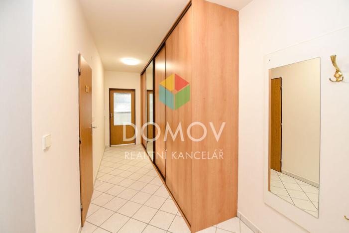 Pronájem bytu 1+kk, Beroun, Náměstí Joachima Barranda, 46 m2