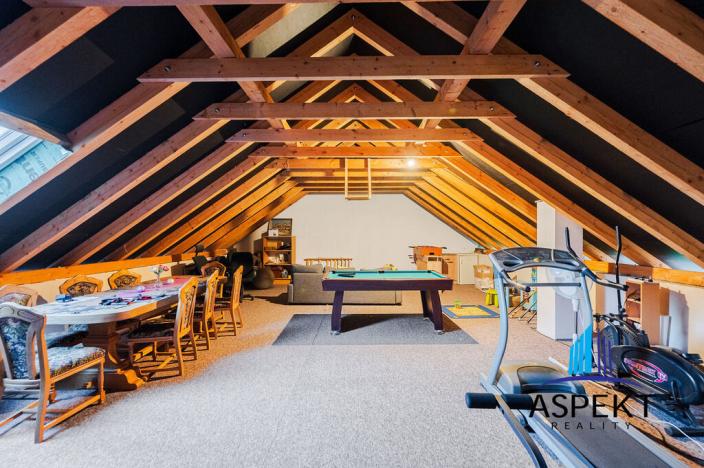 Prodej rodinného domu, Neumětely, V Chaloupkách, 220 m2