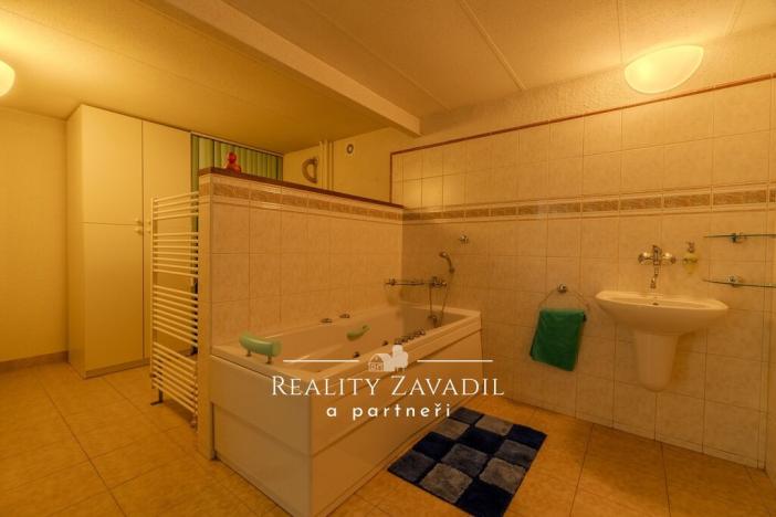 Prodej chaty, Komorní Lhotka, 150 m2