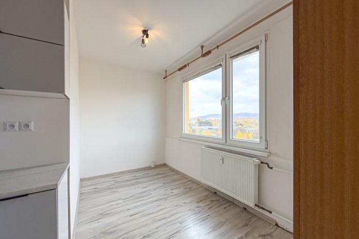 Prodej bytu 2+1, Chomutov, Bezručova, 67 m2