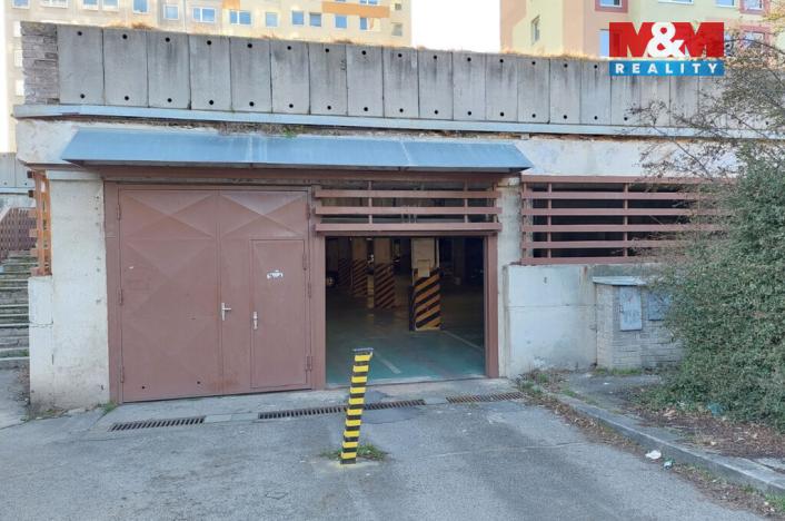 Pronájem garáže, Praha - Žižkov, Buková, 18 m2