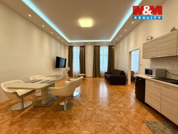 Prodej bytu 3+1, Praha, Dlážděná, 145 m2