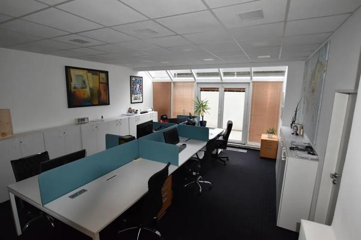 Pronájem kanceláře, Praha - Podolí, Na lysině, 388 m2