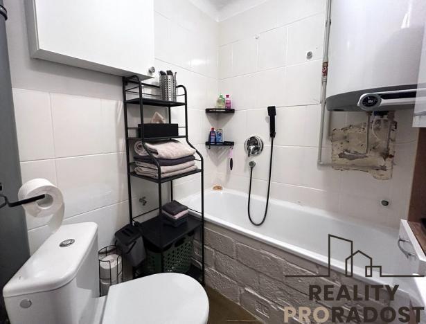 Prodej rodinného domu, Kuchařovice, Znojemská, 160 m2