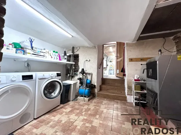 Prodej rodinného domu, Kuchařovice, Znojemská, 160 m2