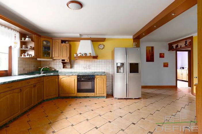 Prodej vícegeneračního domu, Praha - Újezd nad Lesy, Starokolínská, 510 m2