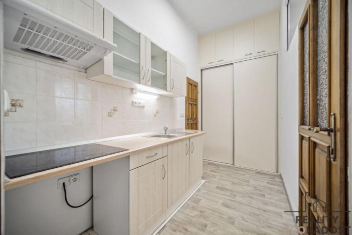 Pronájem bytu 2+kk, Pardubice, Smilova, 48 m2