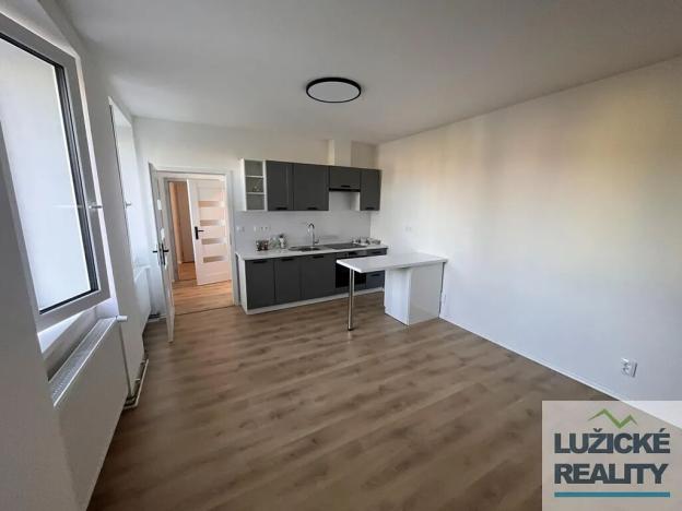 Pronájem bytu 1+kk, Česká Kamenice, Nádražní, 28 m2