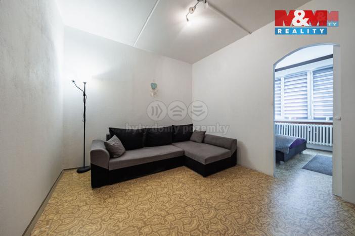 Pronájem bytu 1+1, Žatec, Mládežnická, 39 m2