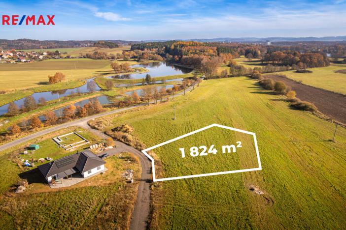 Prodej pozemku pro bydlení, Hajany, 1824 m2