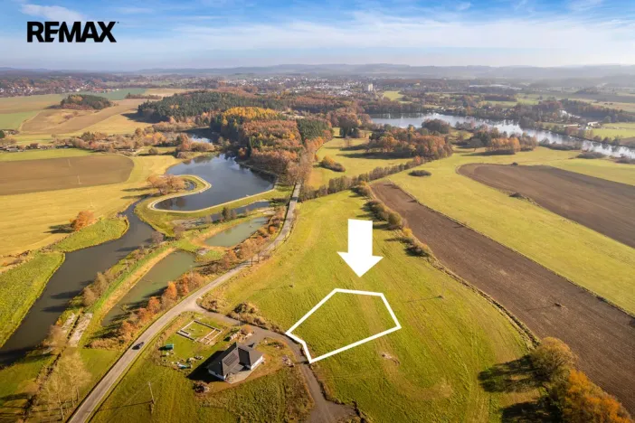 Prodej pozemku pro bydlení, Hajany, 1824 m2