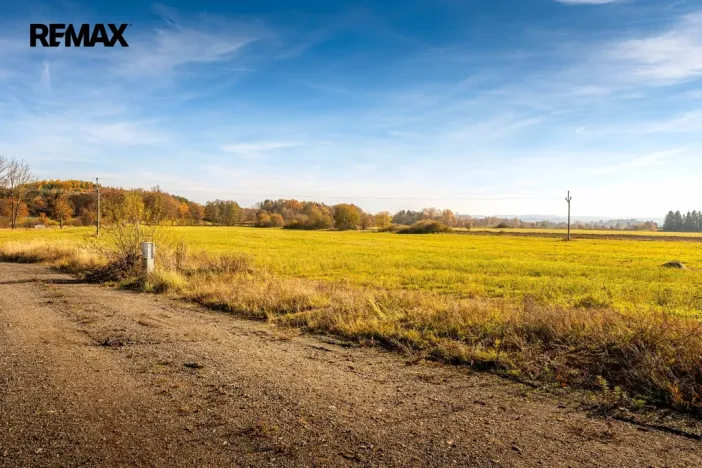 Prodej pozemku pro bydlení, Hajany, 1824 m2