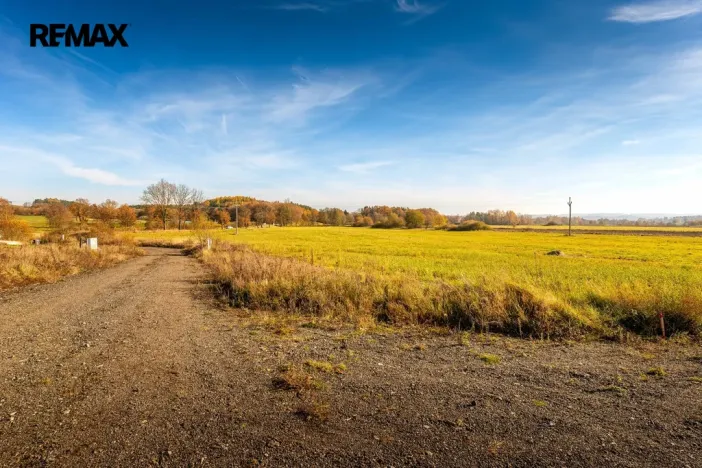 Prodej pozemku pro bydlení, Hajany, 1824 m2