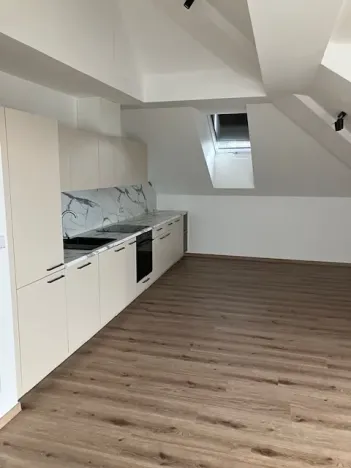 Pronájem bytu 2+kk, Praha - Prosek, Prosecká, 75 m2