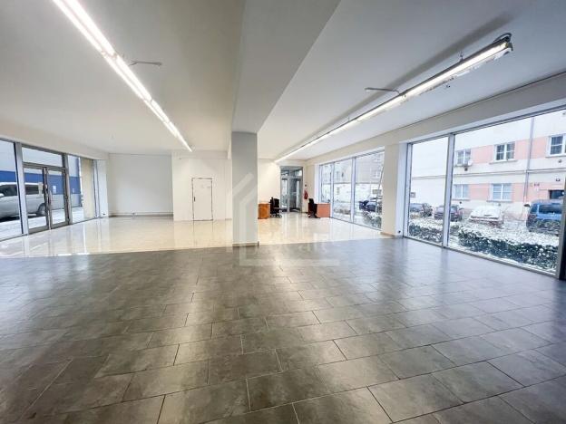 Pronájem obchodního prostoru, Praha - Vršovice, Přípotoční, 200 m2