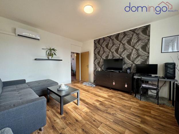 Prodej bytu 3+1, Sklené, 66 m2