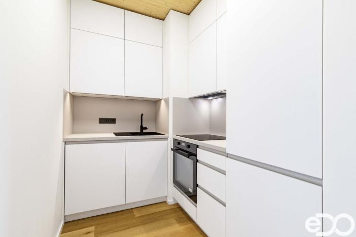 Pronájem bytu 3+kk, Praha, Ujgurská, 57 m2