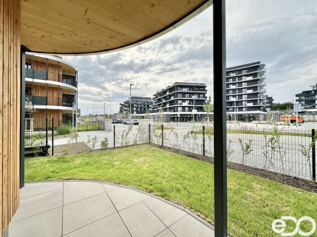 Pronájem bytu 3+kk, Praha, Ujgurská, 57 m2