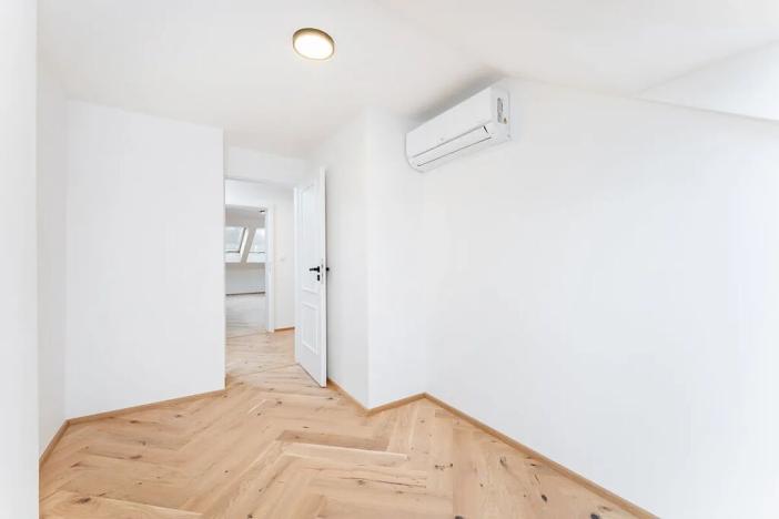 Prodej bytu 4+kk, Praha - Vršovice, Žitomírská, 103 m2