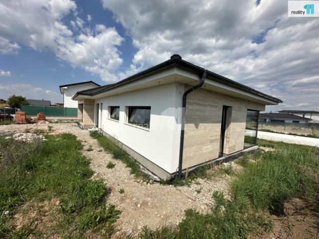 Prodej rodinného domu, Křenice, V Kukli, 302 m2