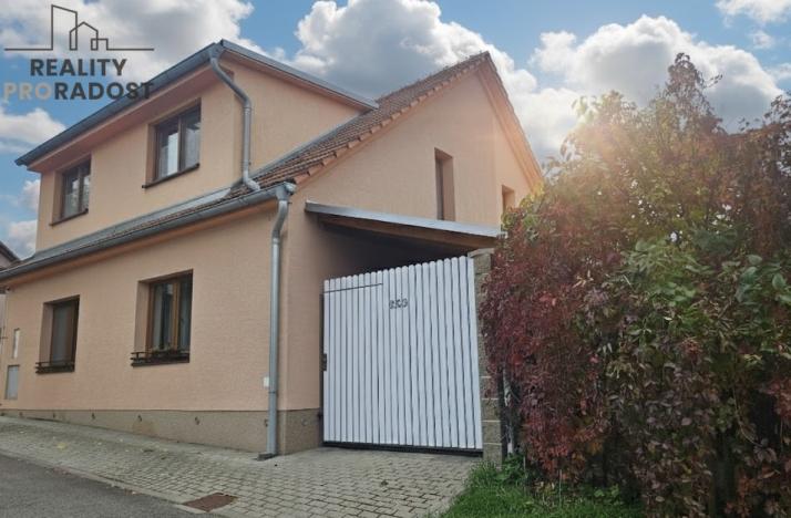 Prodej rodinného domu, Čebín, 208 m2