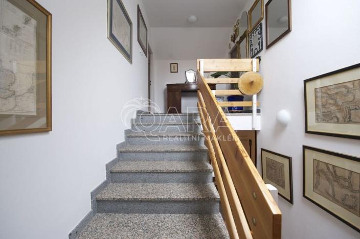 Pronájem rodinného domu, Praha - Kunratice, Ke hrádku, 417 m2