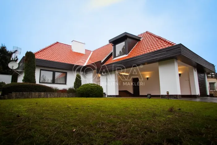 Pronájem rodinného domu, Praha - Kunratice, Ke hrádku, 417 m2