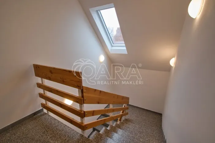 Pronájem rodinného domu, Praha - Kunratice, Ke hrádku, 417 m2
