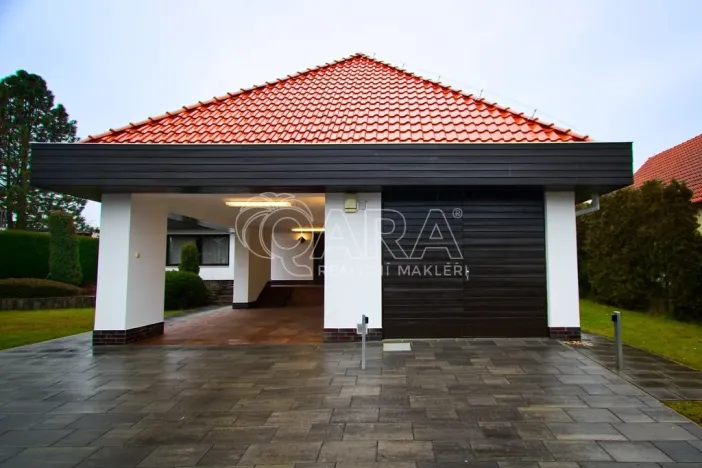 Pronájem rodinného domu, Praha - Kunratice, Ke hrádku, 417 m2