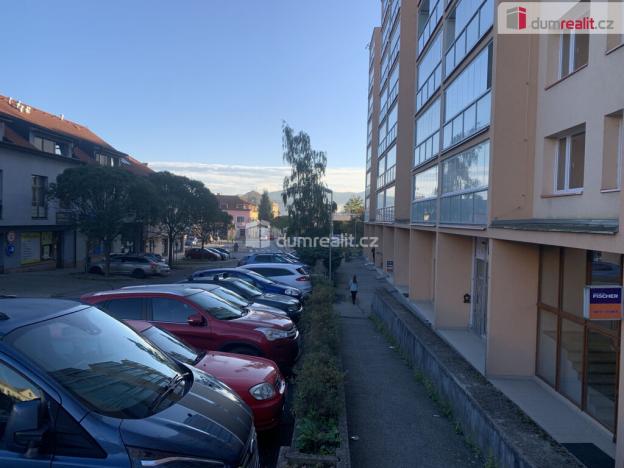 Pronájem obchodního prostoru, Beroun - Beroun-Město, Havlíčkova, 104 m2
