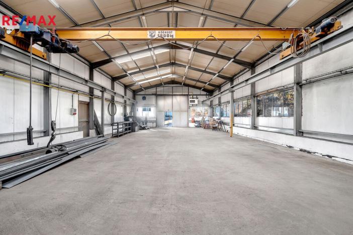 Pronájem skladu, Doubravice, 1380 m2