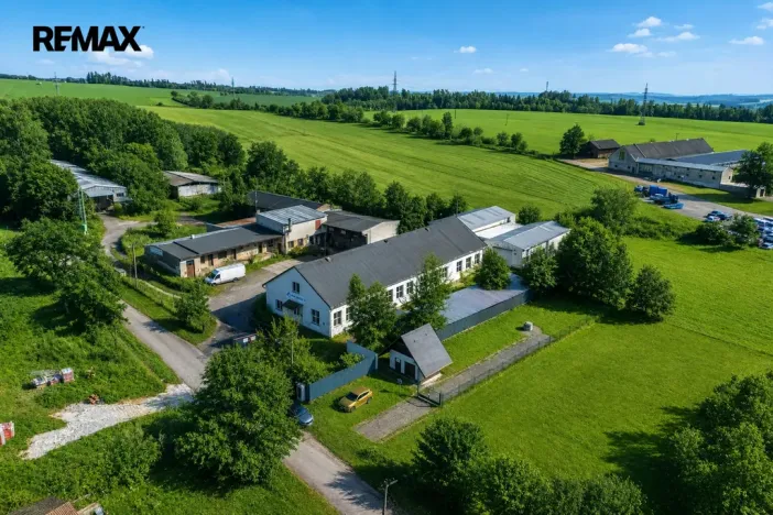 Pronájem skladu, Doubravice, 1380 m2