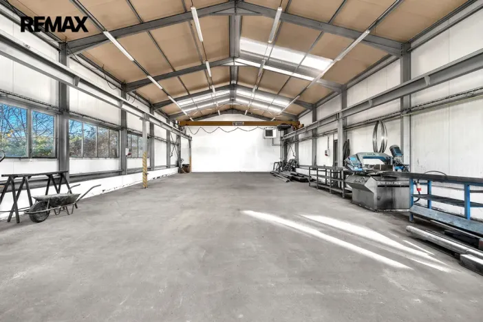 Prodej skladu, Doubravice, 1380 m2