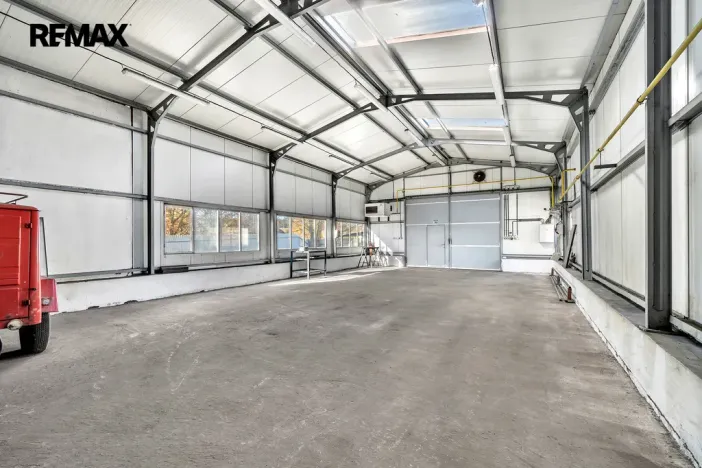 Prodej skladu, Doubravice, 1380 m2