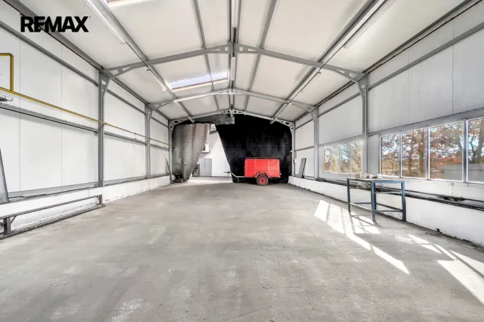 Prodej skladu, Doubravice, 1380 m2