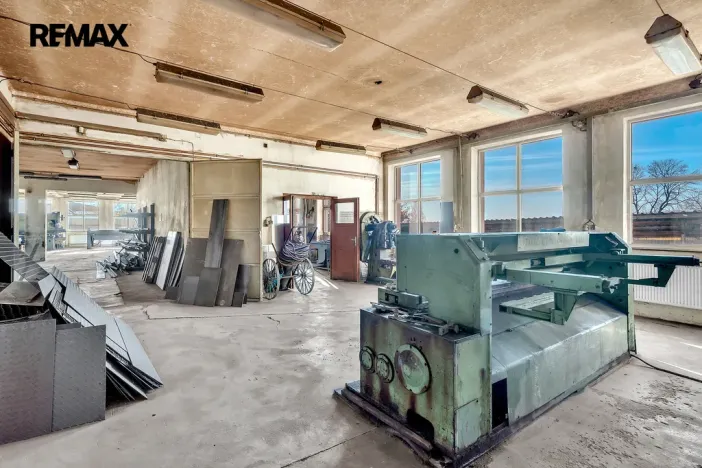 Prodej skladu, Doubravice, 1380 m2