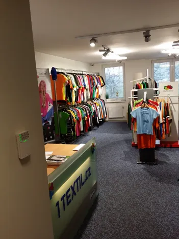 Pronájem kanceláře, Praha - Kyje, Vajgarská, 216 m2