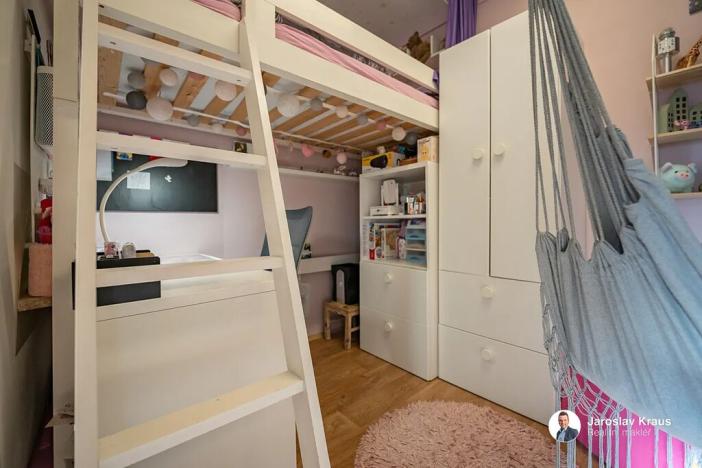 Prodej bytu 3+kk, Jičín, Lidické náměstí, 78 m2