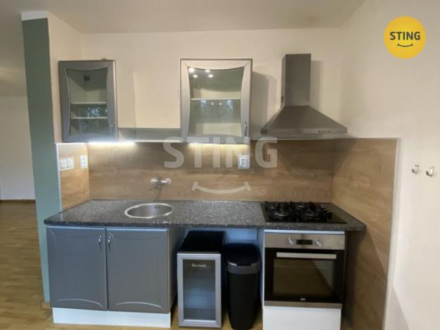 Pronájem bytu 1+kk, Kopřivnice, Štramberská, 45 m2